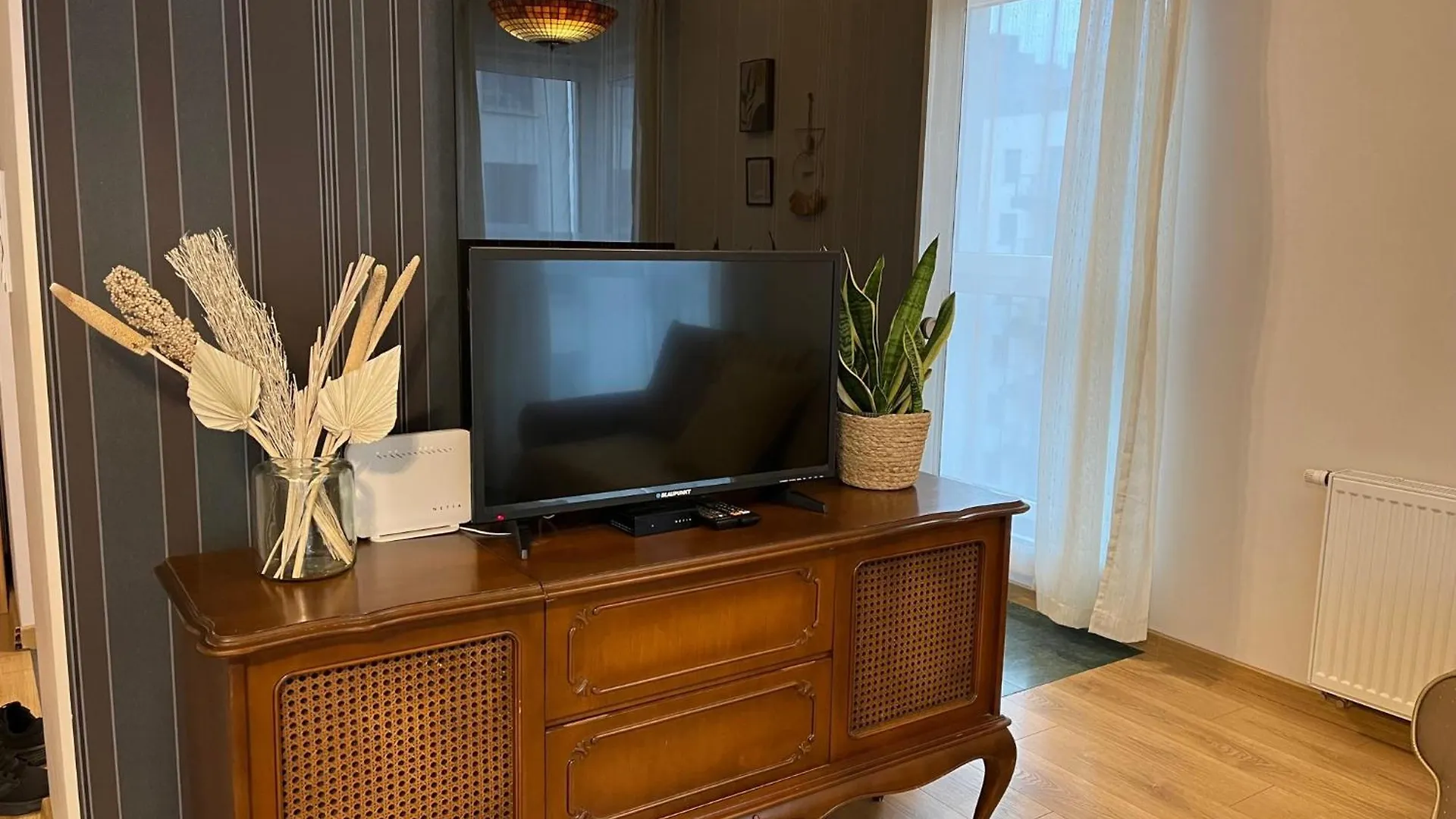 Oldtown Retro Apartment By Marina With Balcony For 6 People Gdansk 0*,  Poland